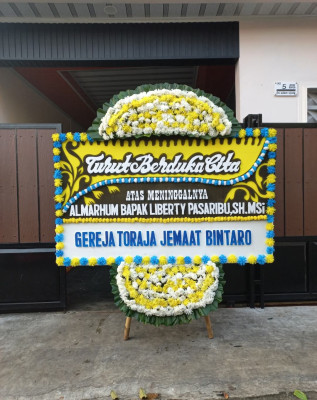 Papan Bunga Duka di Patih Galung